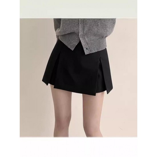 Classic High-Waisted White A-Line Skort With Slit