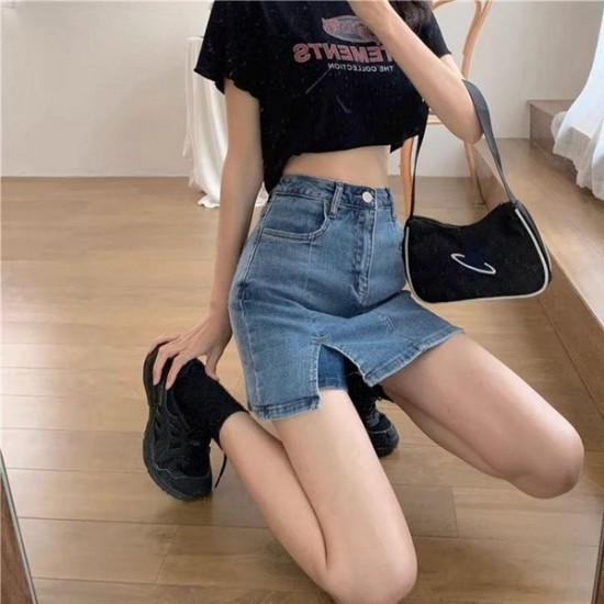 Relaxed High-Waisted A-Line Denim Skirt With Slit
