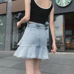 Classic Flowy High-Waist Denim Skirt With Hem