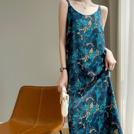 Lightweight Chic Satin Camisole Dress With Paisley
